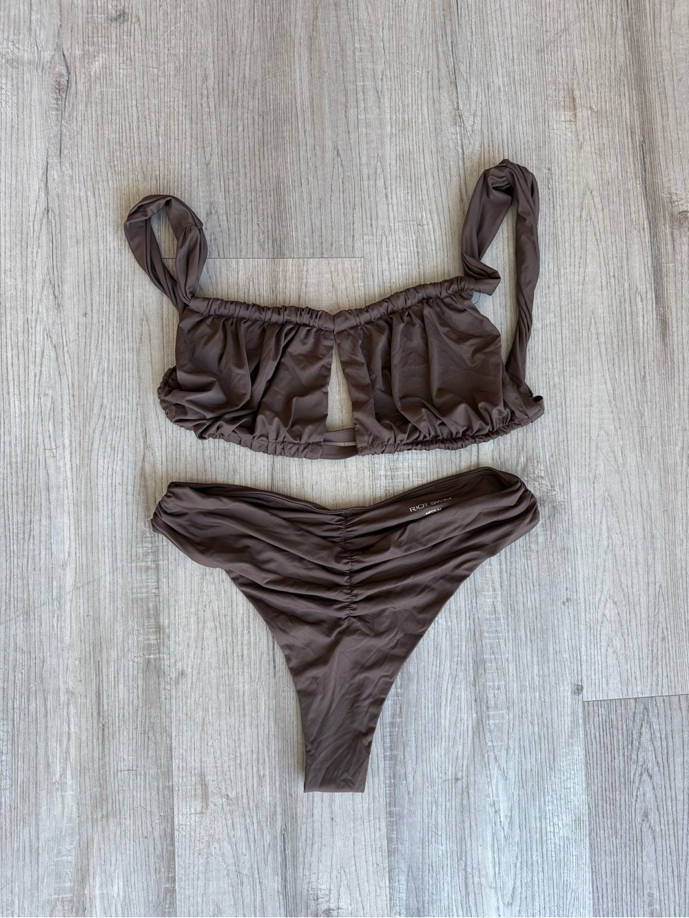 riot swim set